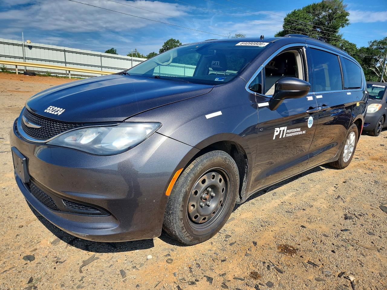 2021 CHRYSLER VOYAGER LXI