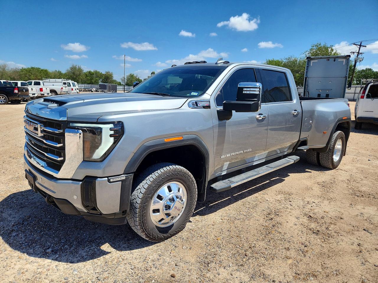 2025 GMC SIERRA K3500 SLT