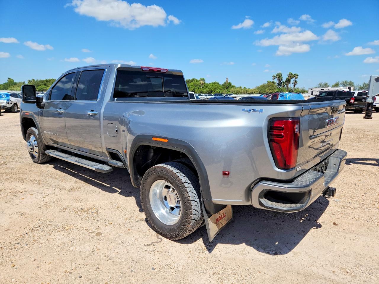 2025 GMC SIERRA K3500 SLT — снимка 2