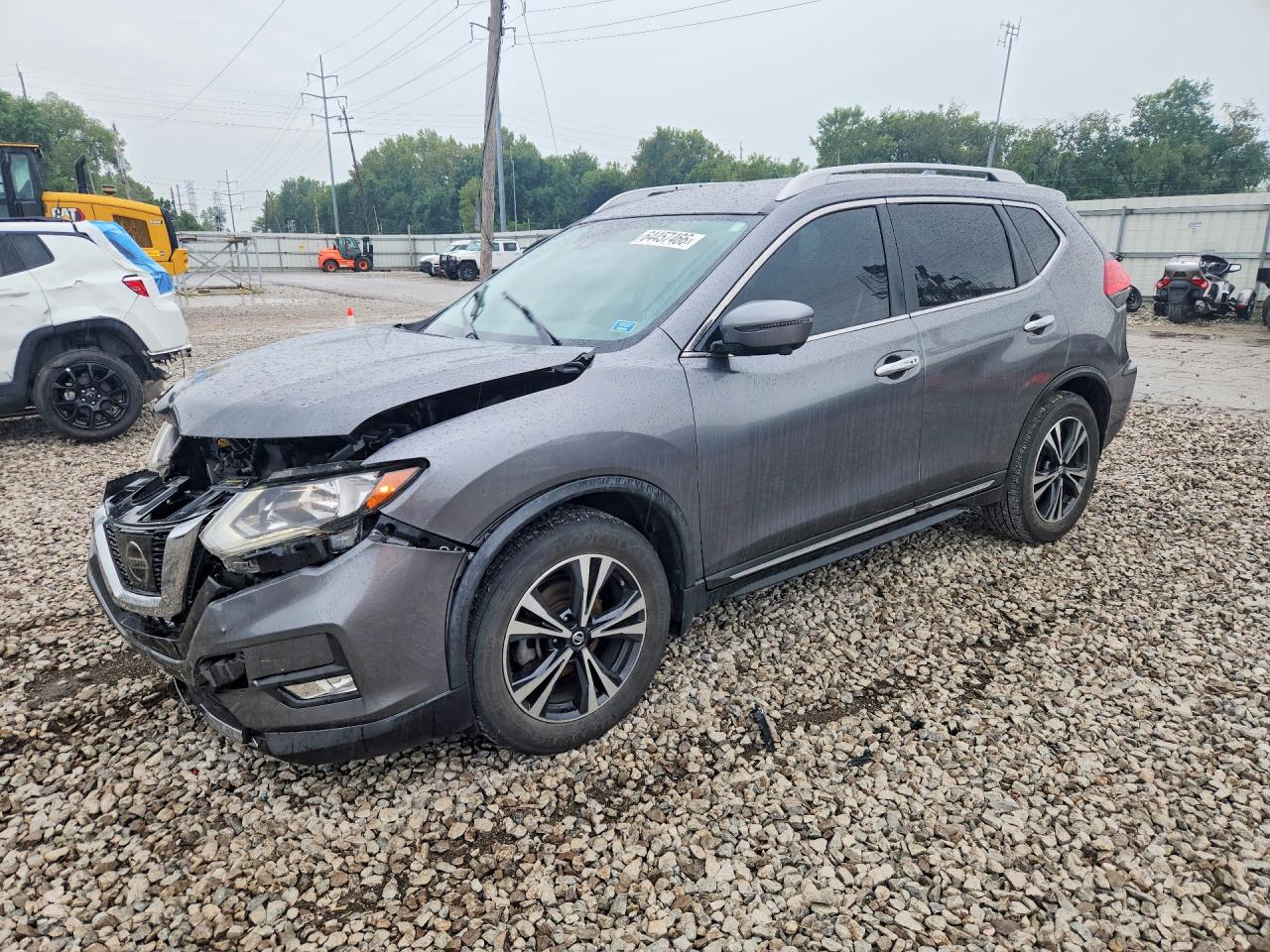 2017 NISSAN ROGUE SL