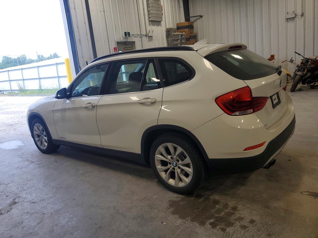 2013 BMW X1 XDRIVE28I — снимка 2