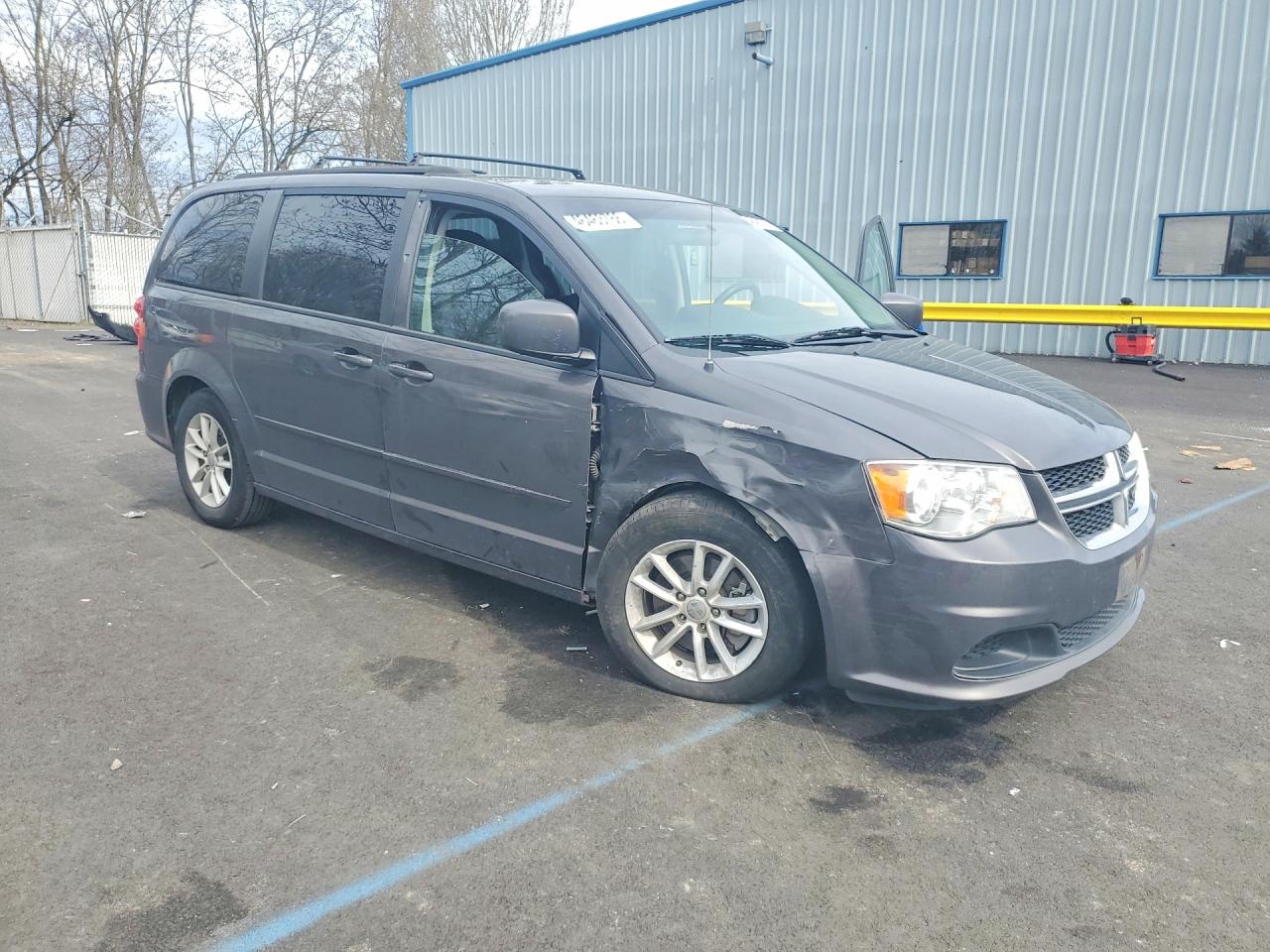 2015 DODGE GRAND CARAVAN SXT — снимка 4