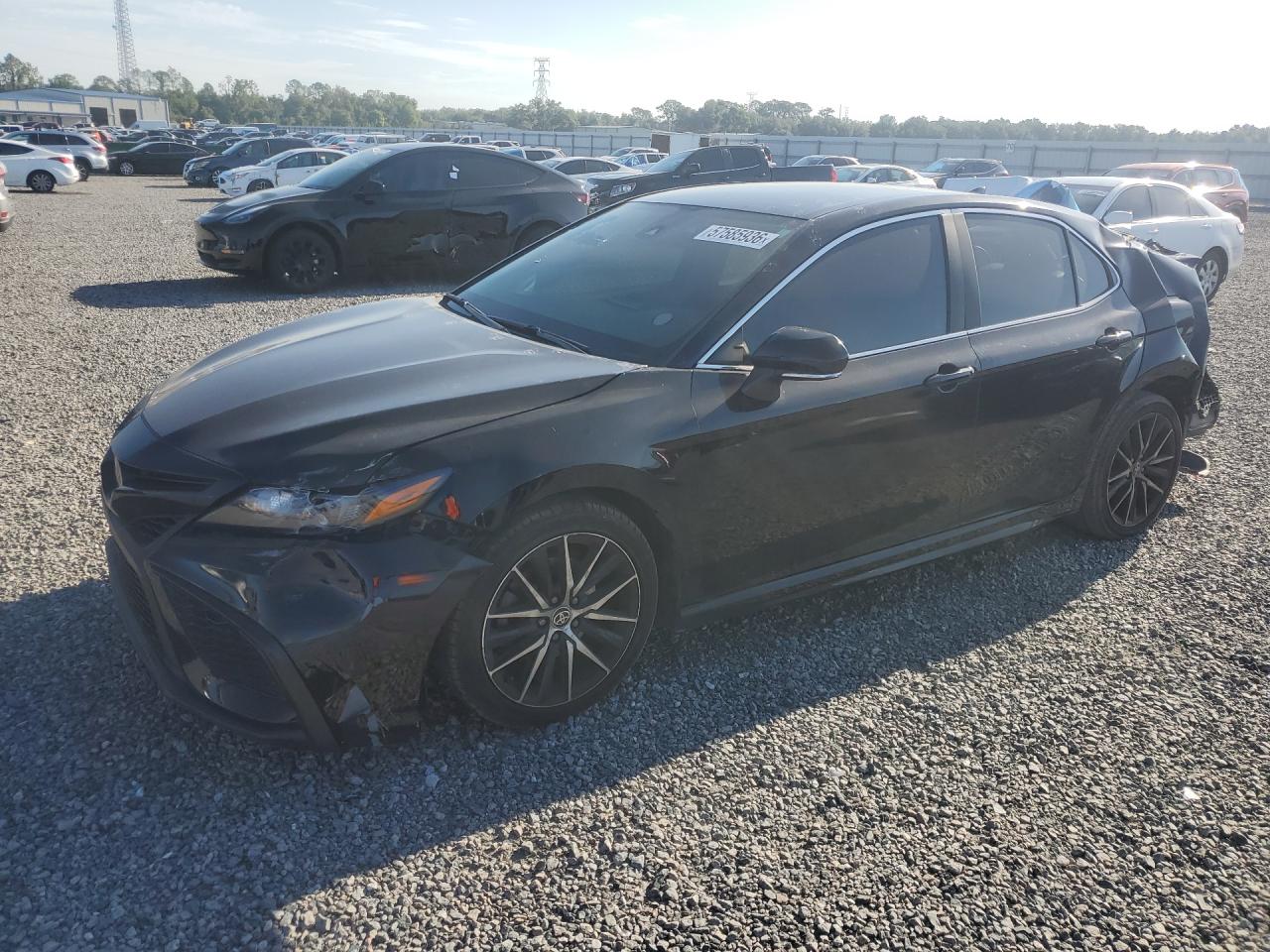 2022 TOYOTA CAMRY SE