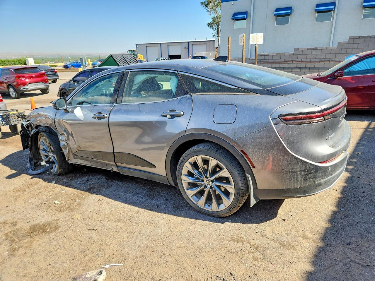 2026 TOYOTA CROWN LIMITED — снимка 2