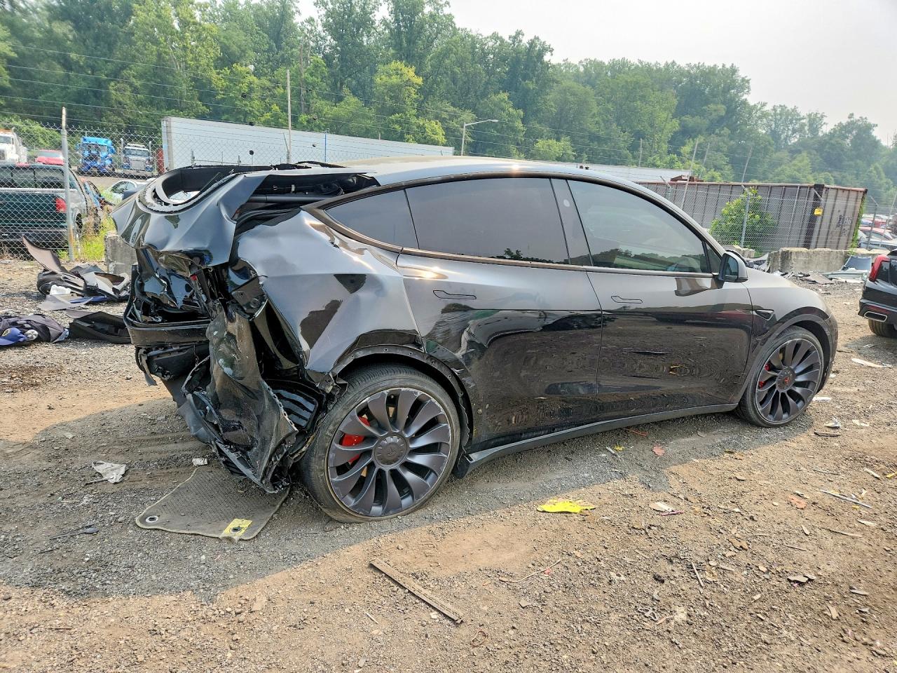 2024 TESLA MODEL Y — снимка 3