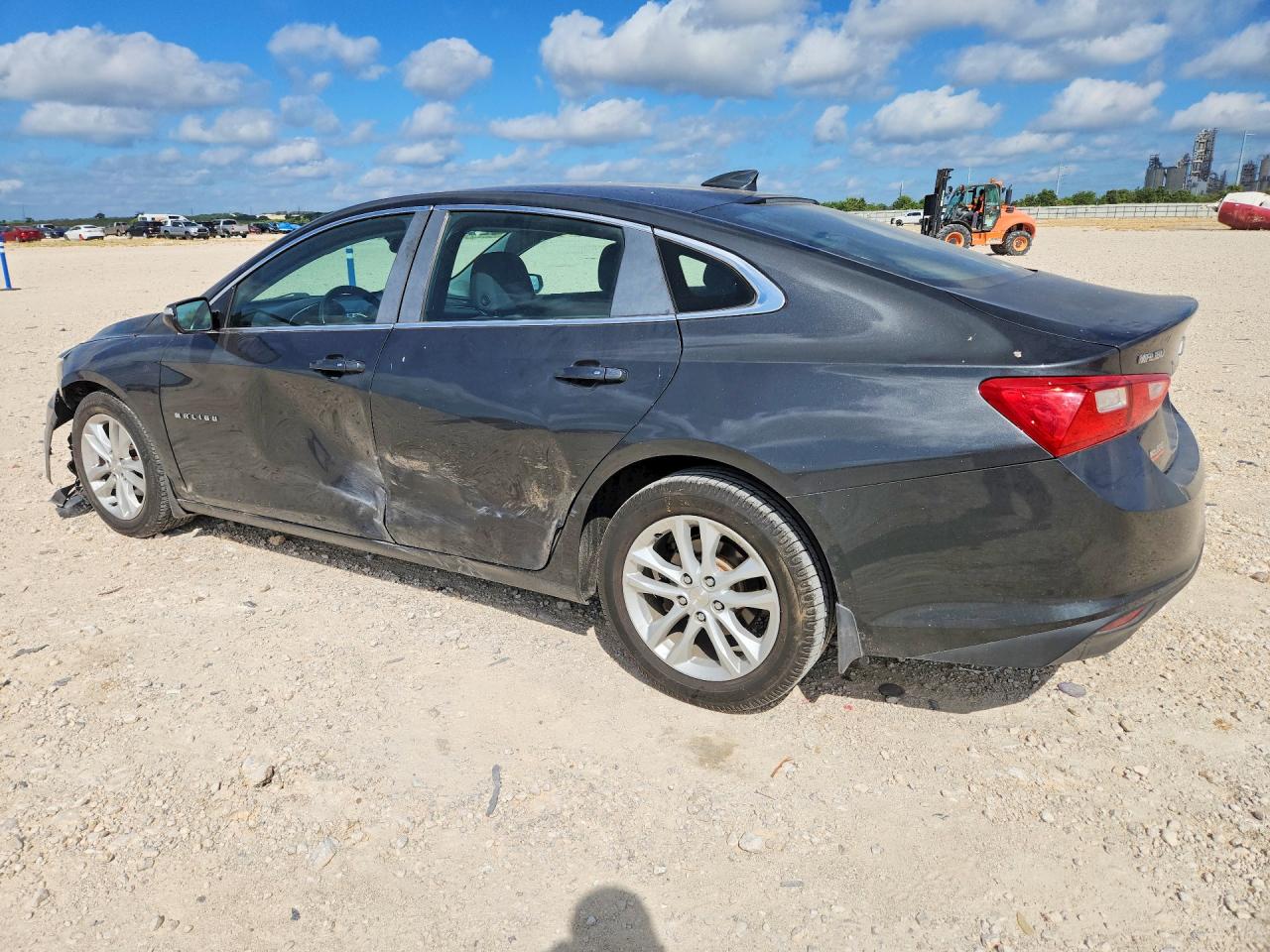 2017 CHEVROLET MALIBU LT — снимка 2