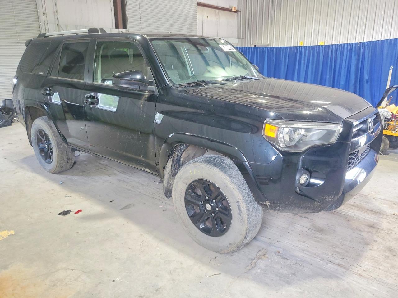 2021 TOYOTA 4RUNNER SR5 — снимка 4