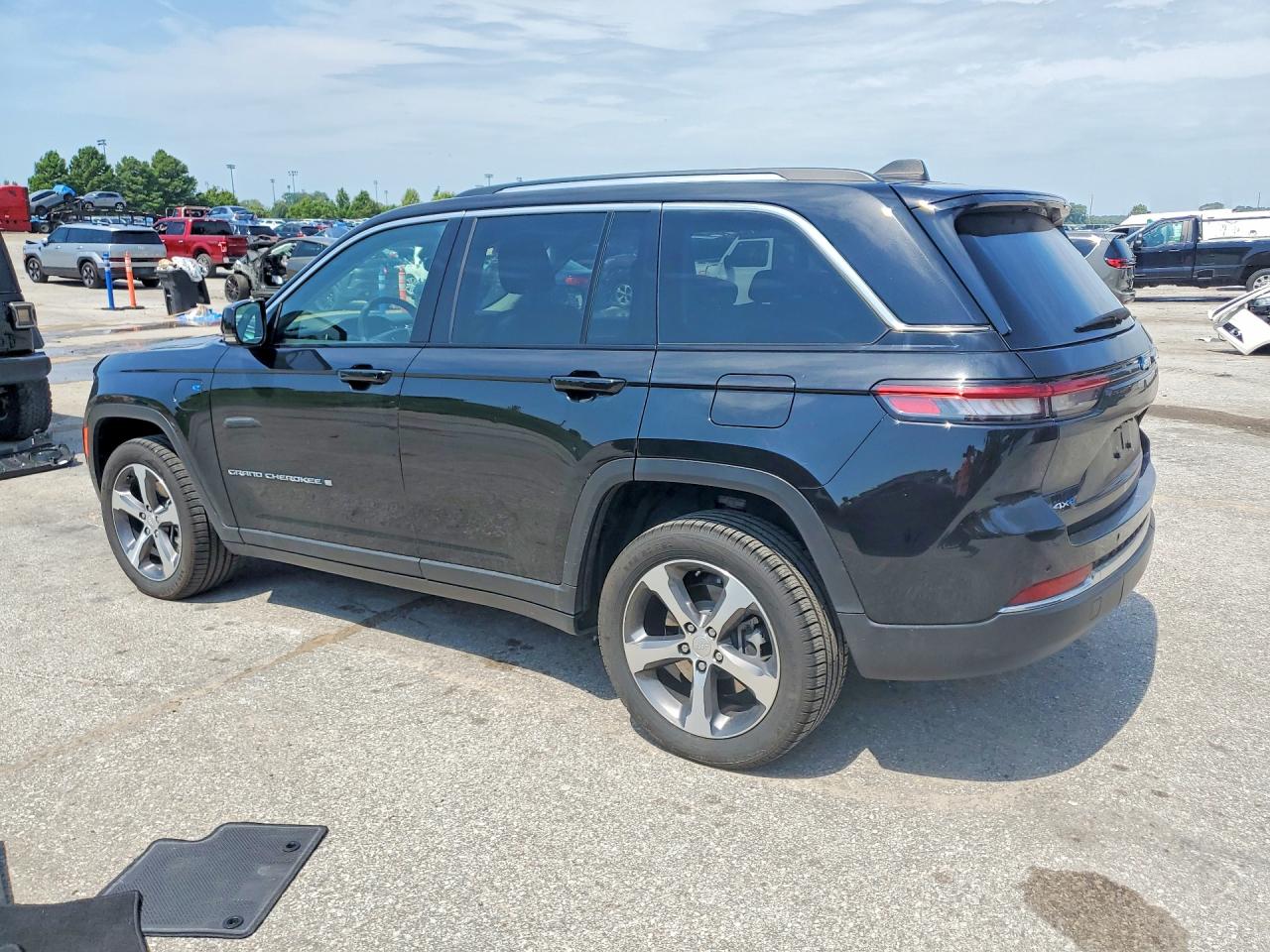 2023 JEEP GRAND CHEROKEE LIMITED 4XE — снимка 2