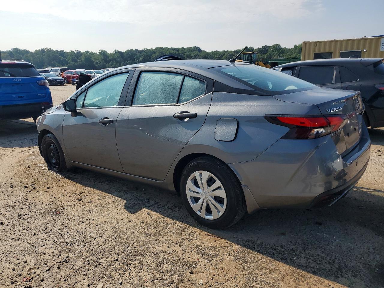 2025 NISSAN VERSA S — снимка 2