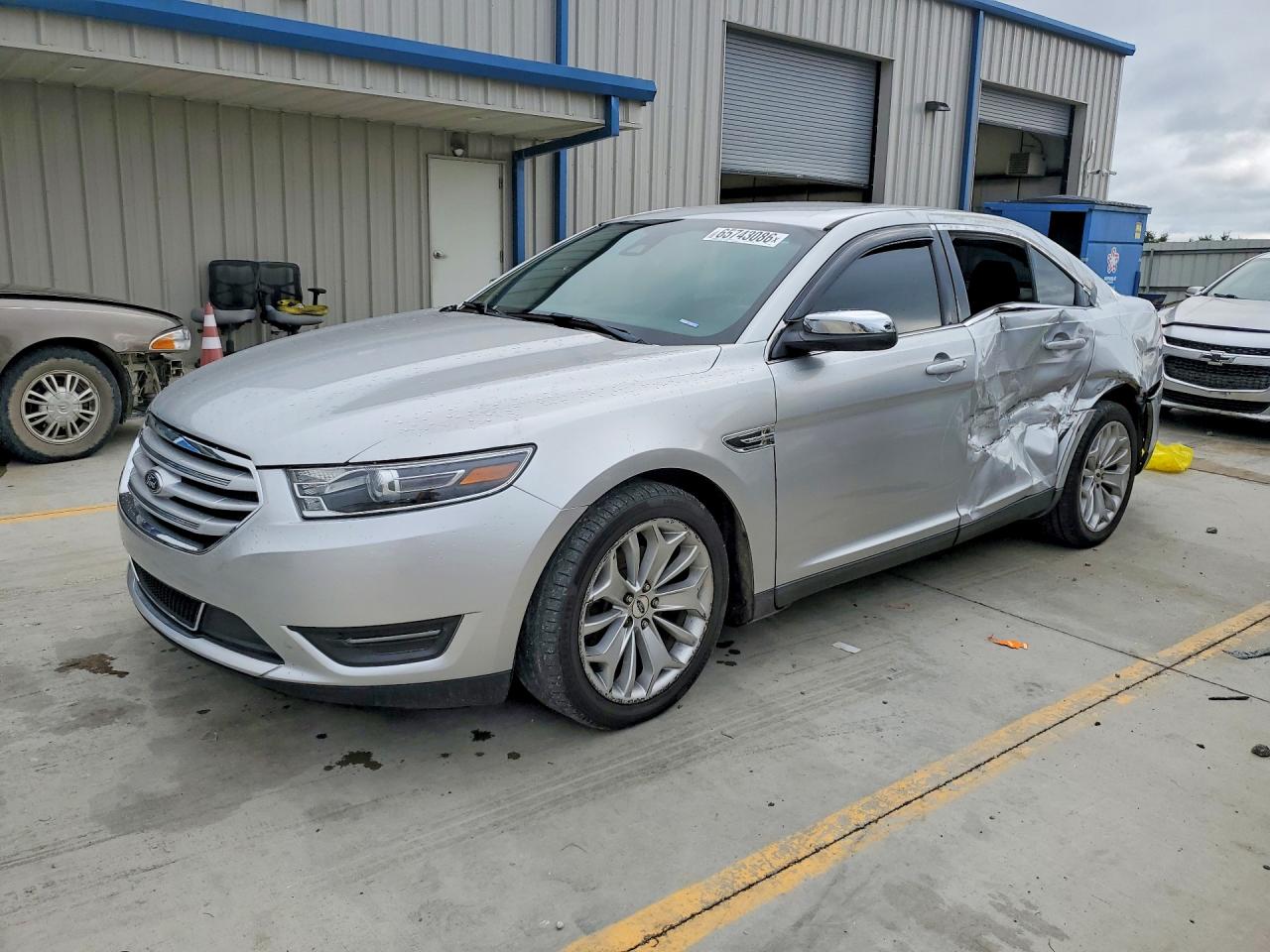 2017 FORD TAURUS LIMITED