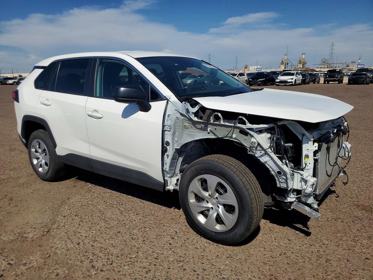 2025 TOYOTA RAV4 LE — снимка 4