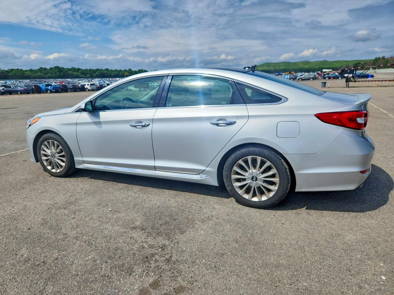 2015 HYUNDAI SONATA LIMITED — снимка 2