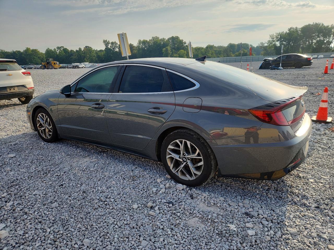 2021 HYUNDAI SONATA SEL — снимка 2