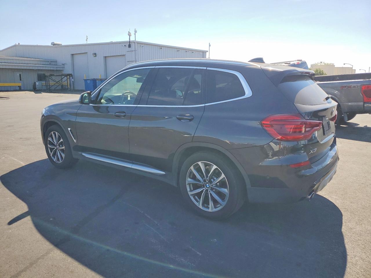 2019 BMW X3 XDRIVE30I — снимка 2