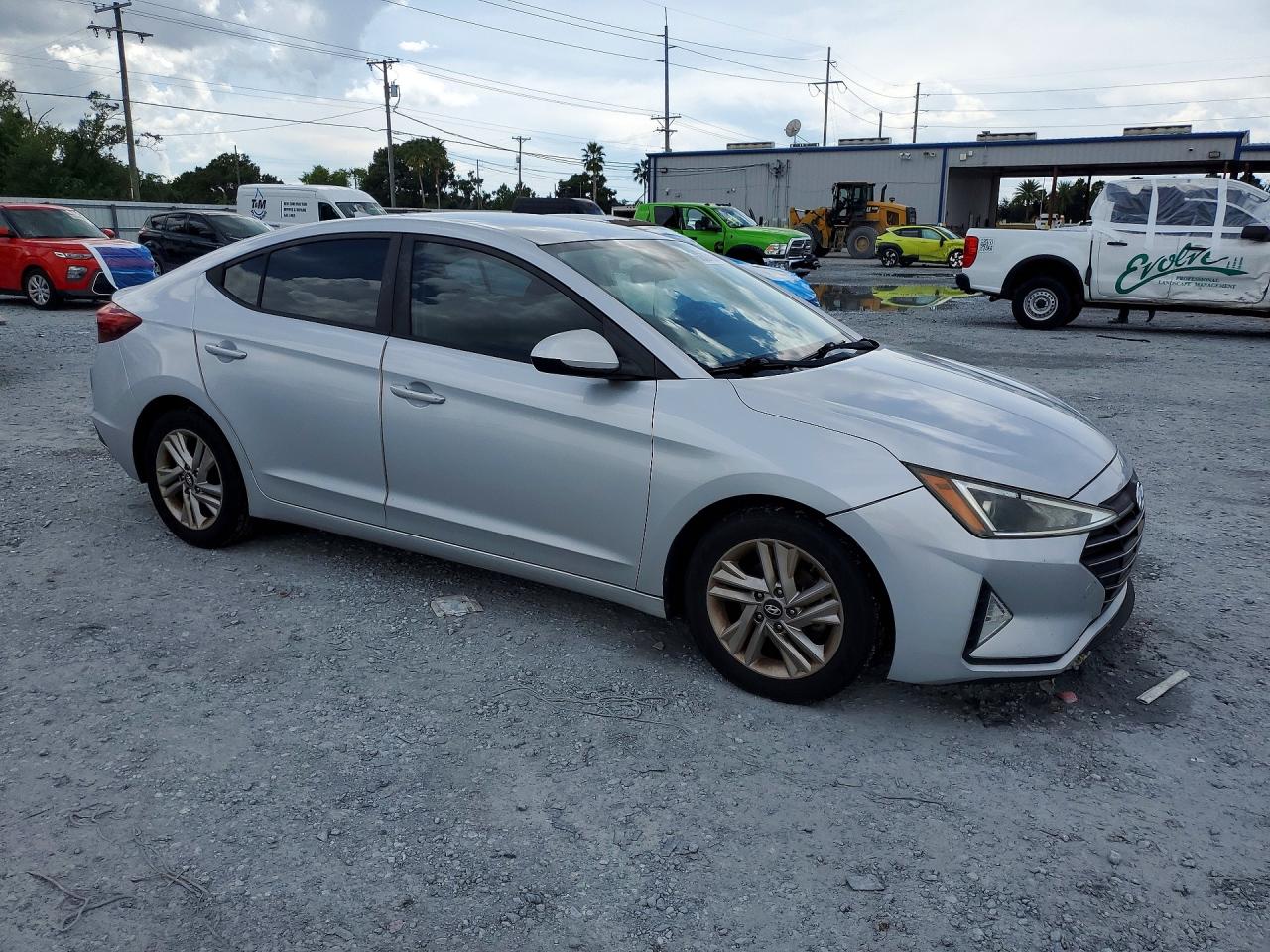 2019 HYUNDAI ELANTRA SEL — снимка 4