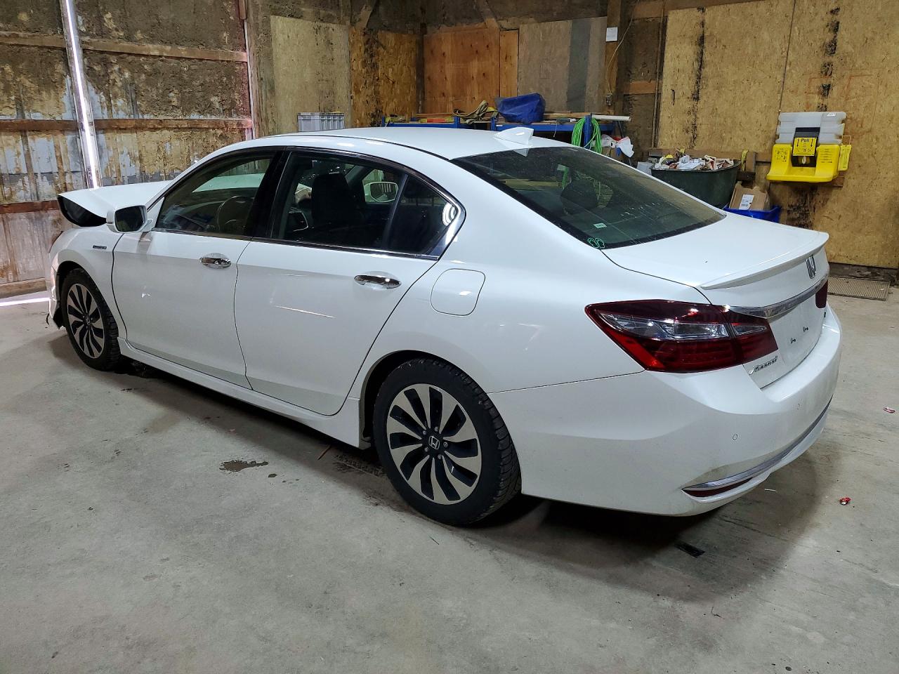 2017 HONDA ACCORD TOURING HYBRID — снимка 2