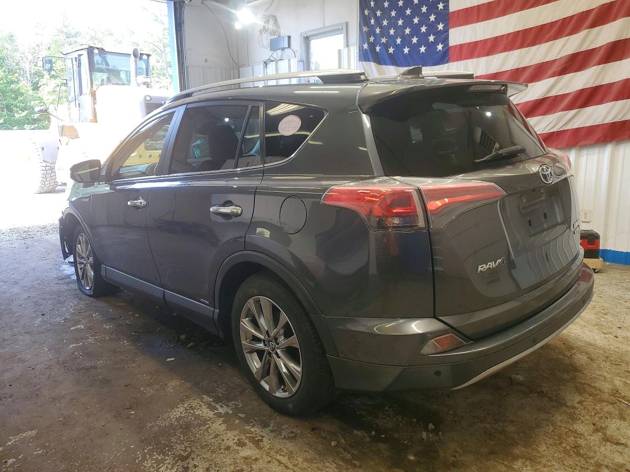 2017 TOYOTA RAV4 HV LIMITED — снимка 2