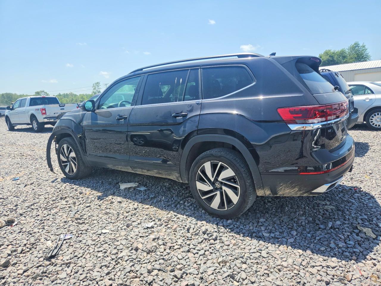 2024 VOLKSWAGEN ATLAS SE — снимка 2