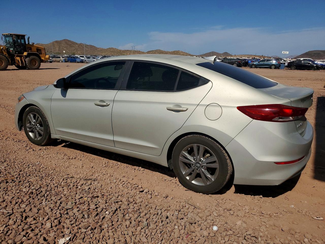 2018 HYUNDAI ELANTRA SEL — снимка 2