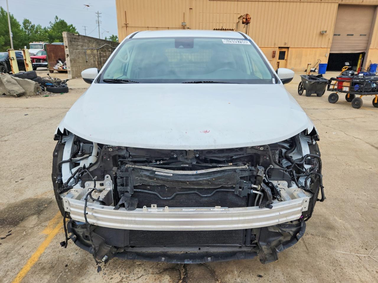 2023 CHRYSLER VOYAGER LX — снимка 5