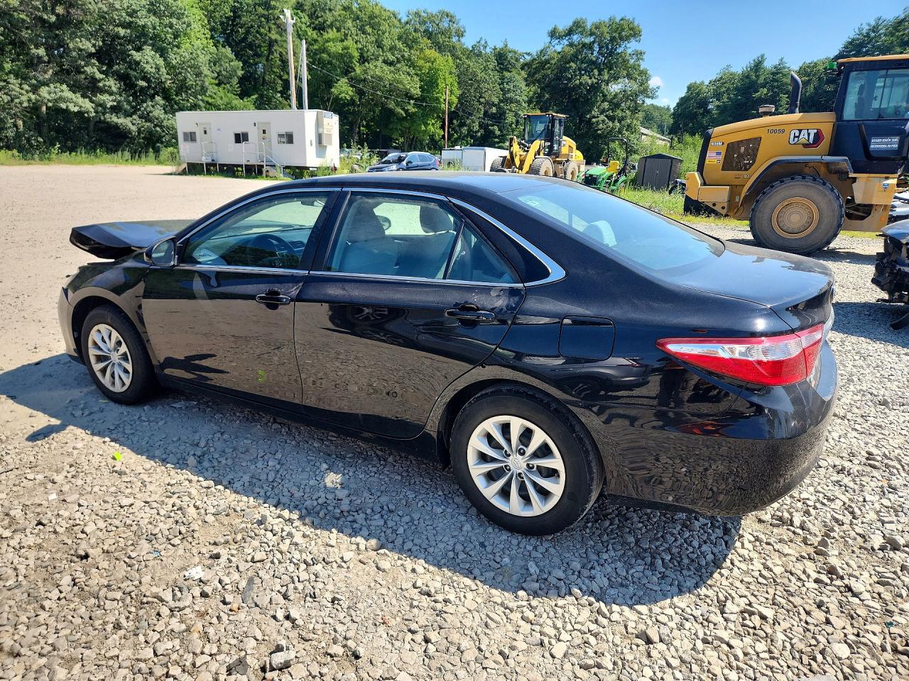 2015 TOYOTA CAMRY LE — снимка 2
