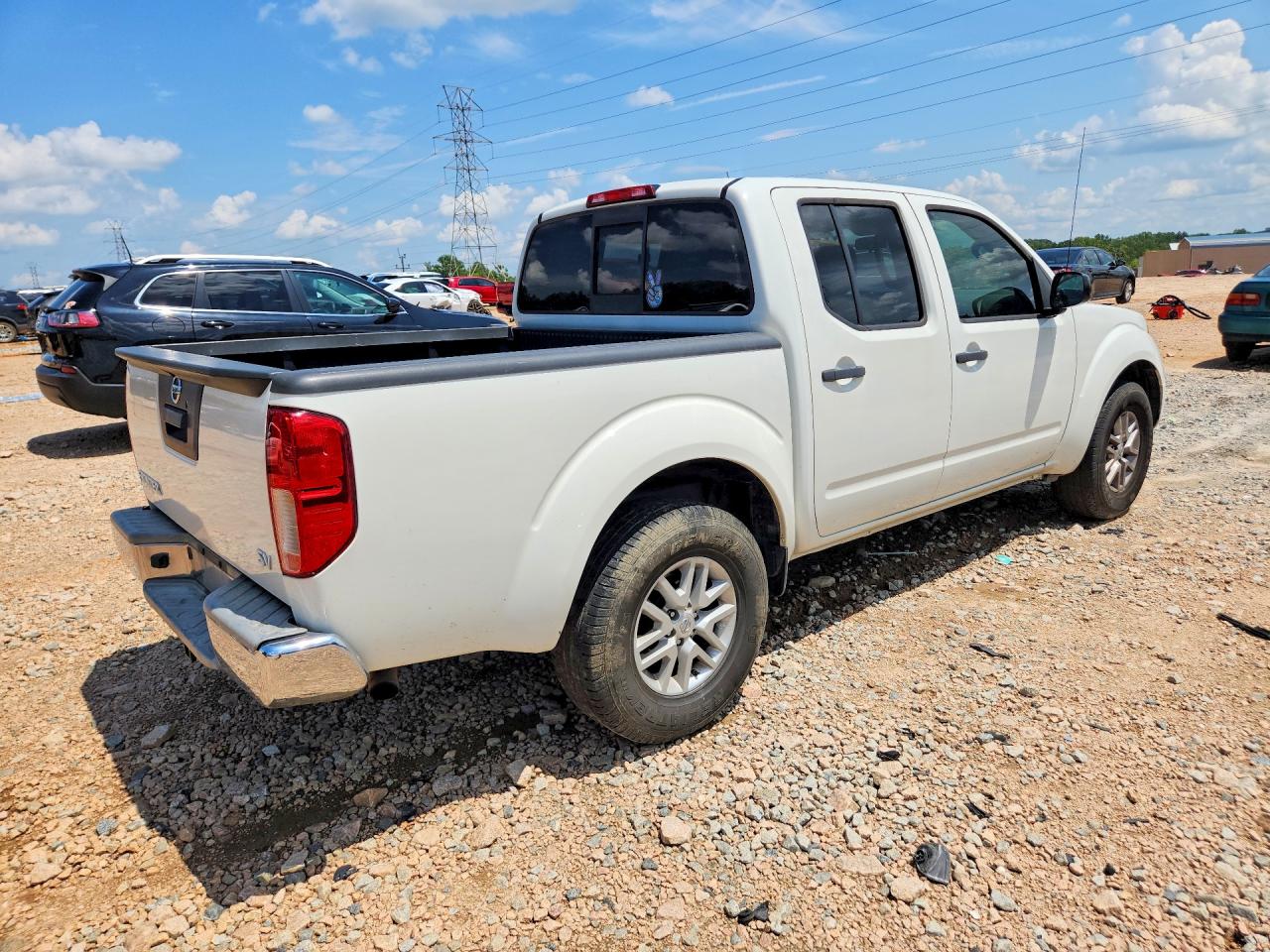 2017 NISSAN FRONTIER SV — снимка 3