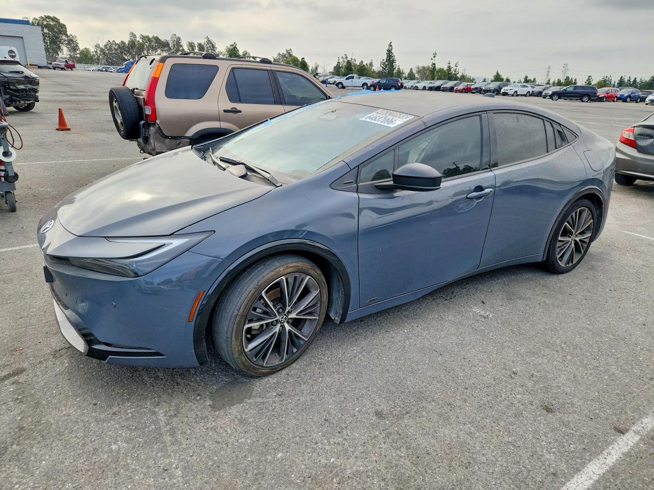 2024 TOYOTA PRIUS XLE