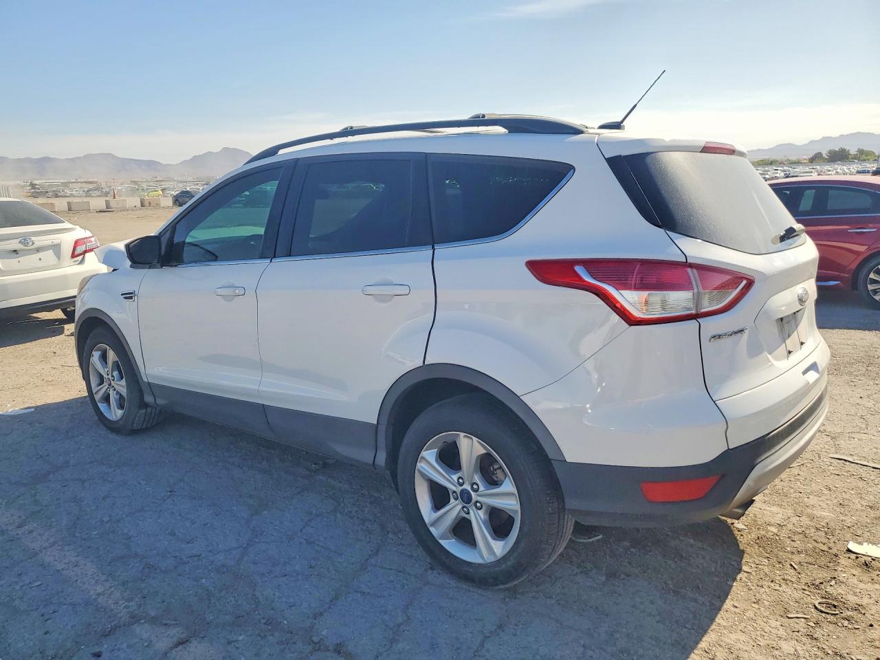 2015 FORD ESCAPE SE — снимка 2
