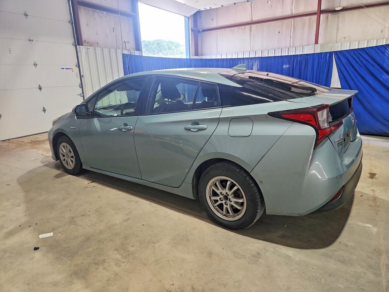 2019 TOYOTA PRIUS LE — снимка 2