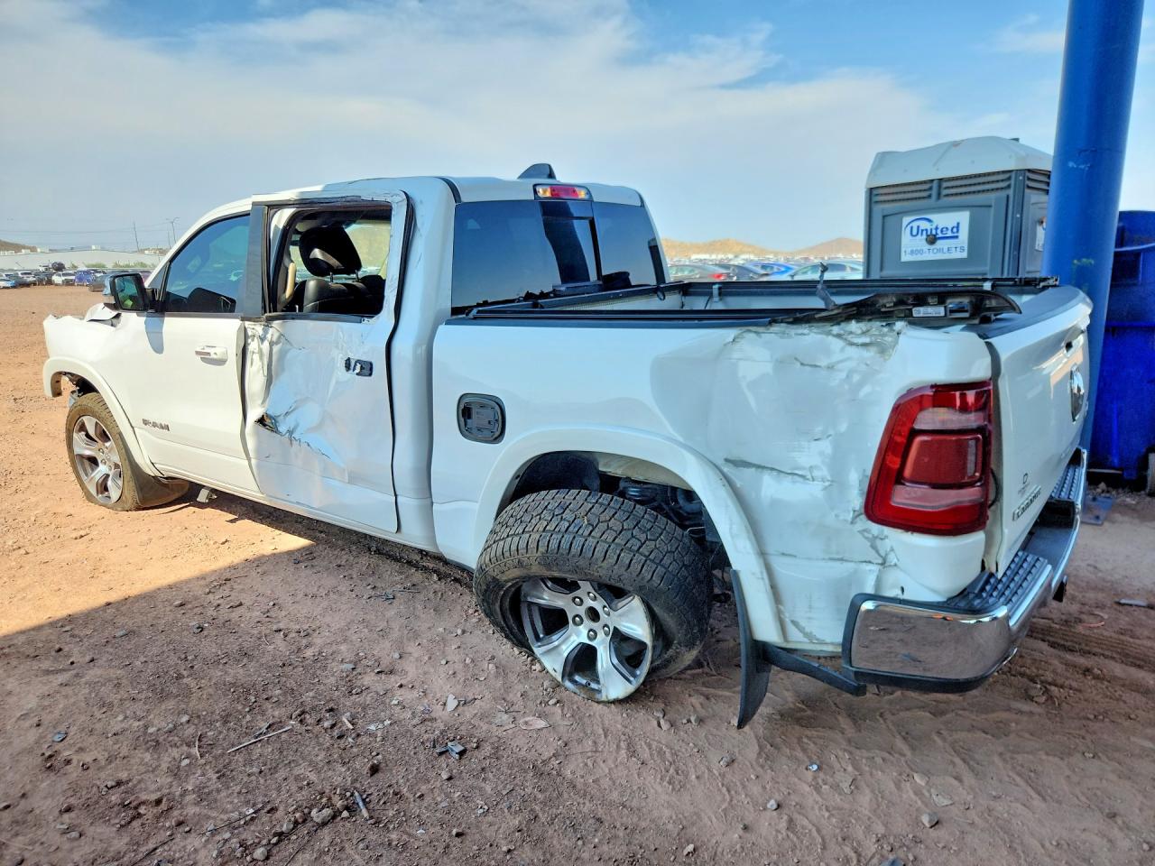 2020 RAM 1500 LARAMIE — снимка 2
