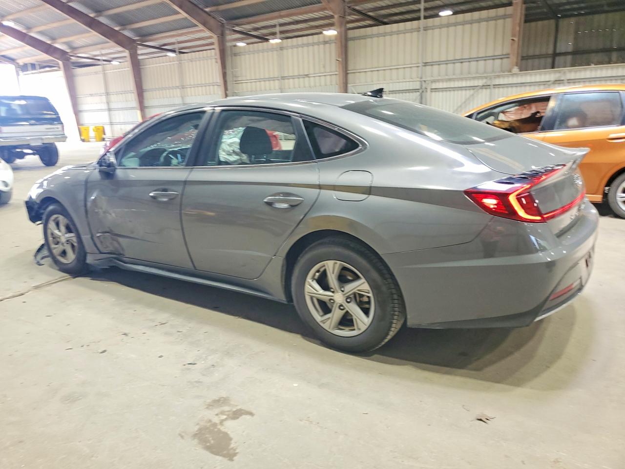 2021 HYUNDAI SONATA SE — снимка 2