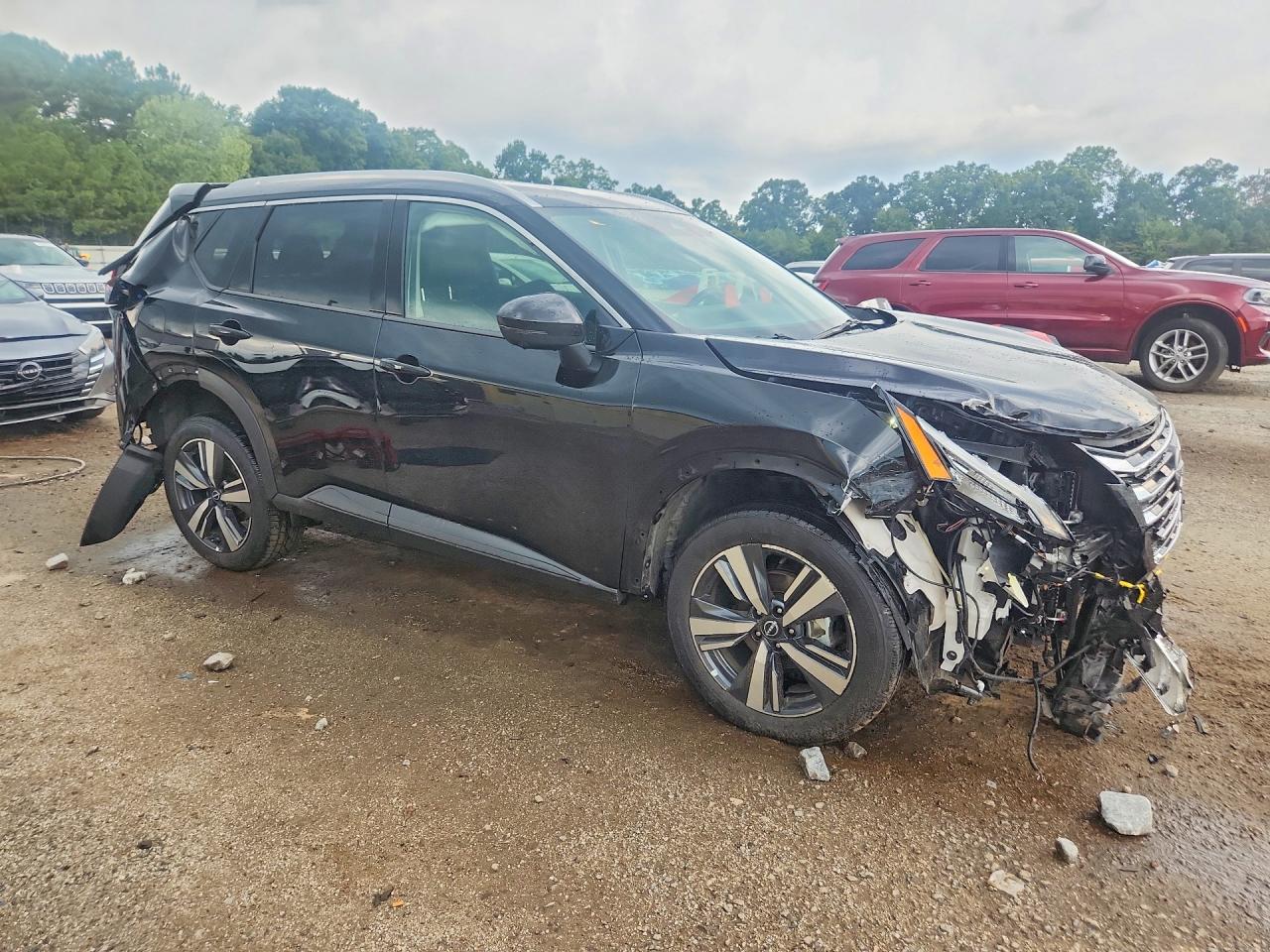 2026 NISSAN ROGUE SL — photo 4