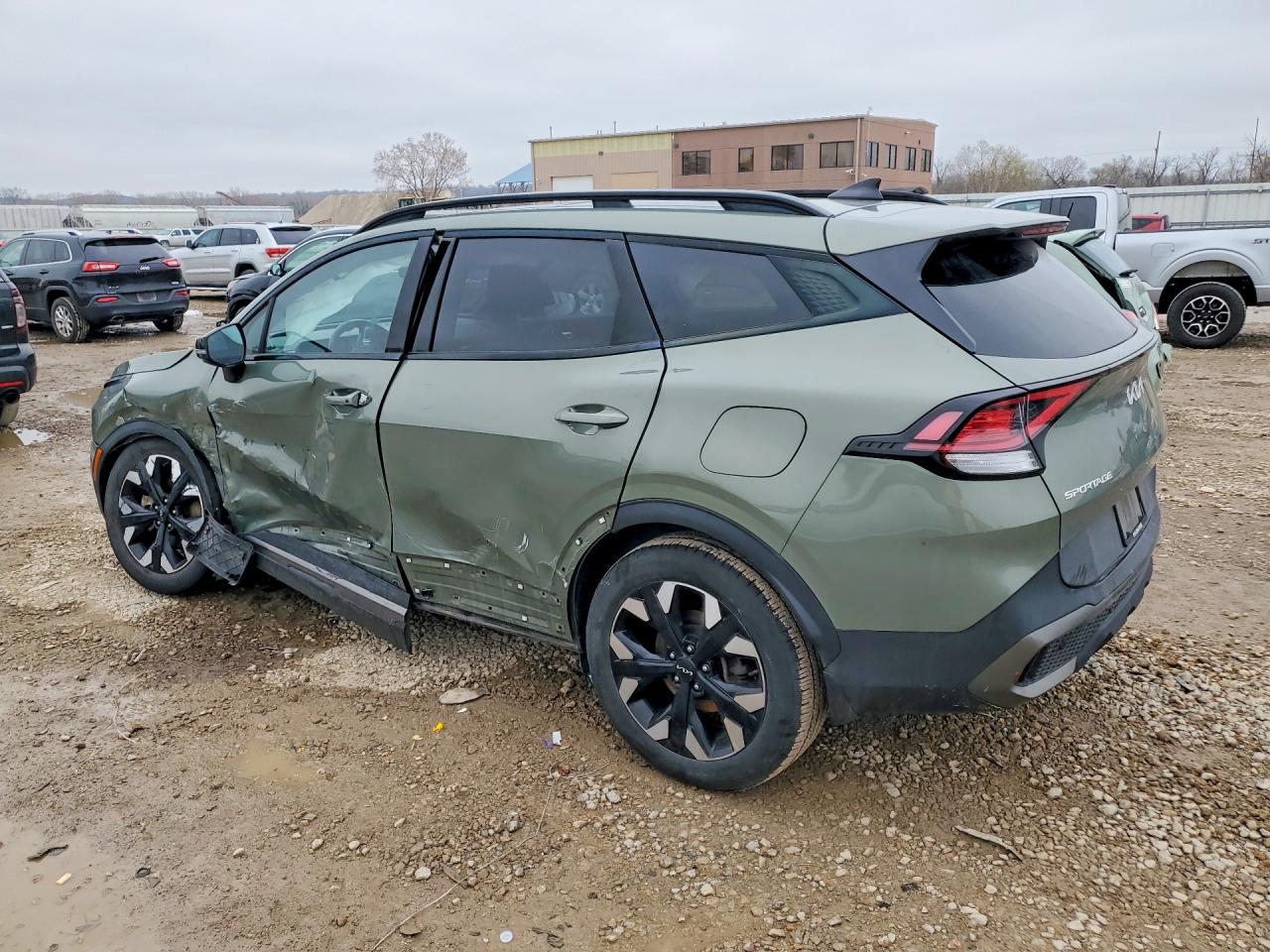 2023 KIA SPORTAGE X-LINE — снимка 2