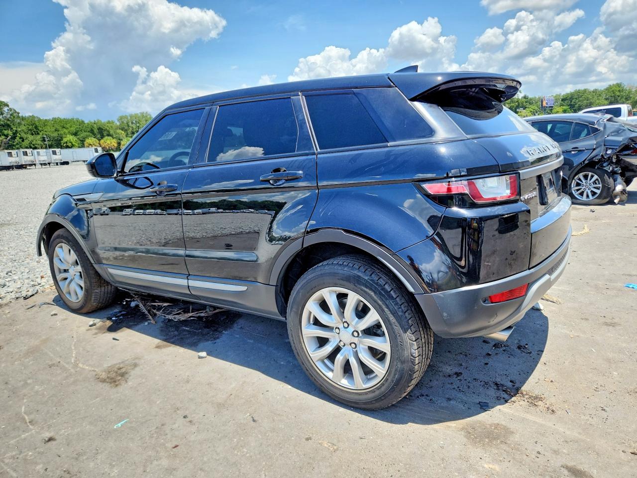2018 LAND ROVER RANGE ROVER EVOQUE SE — снимка 2