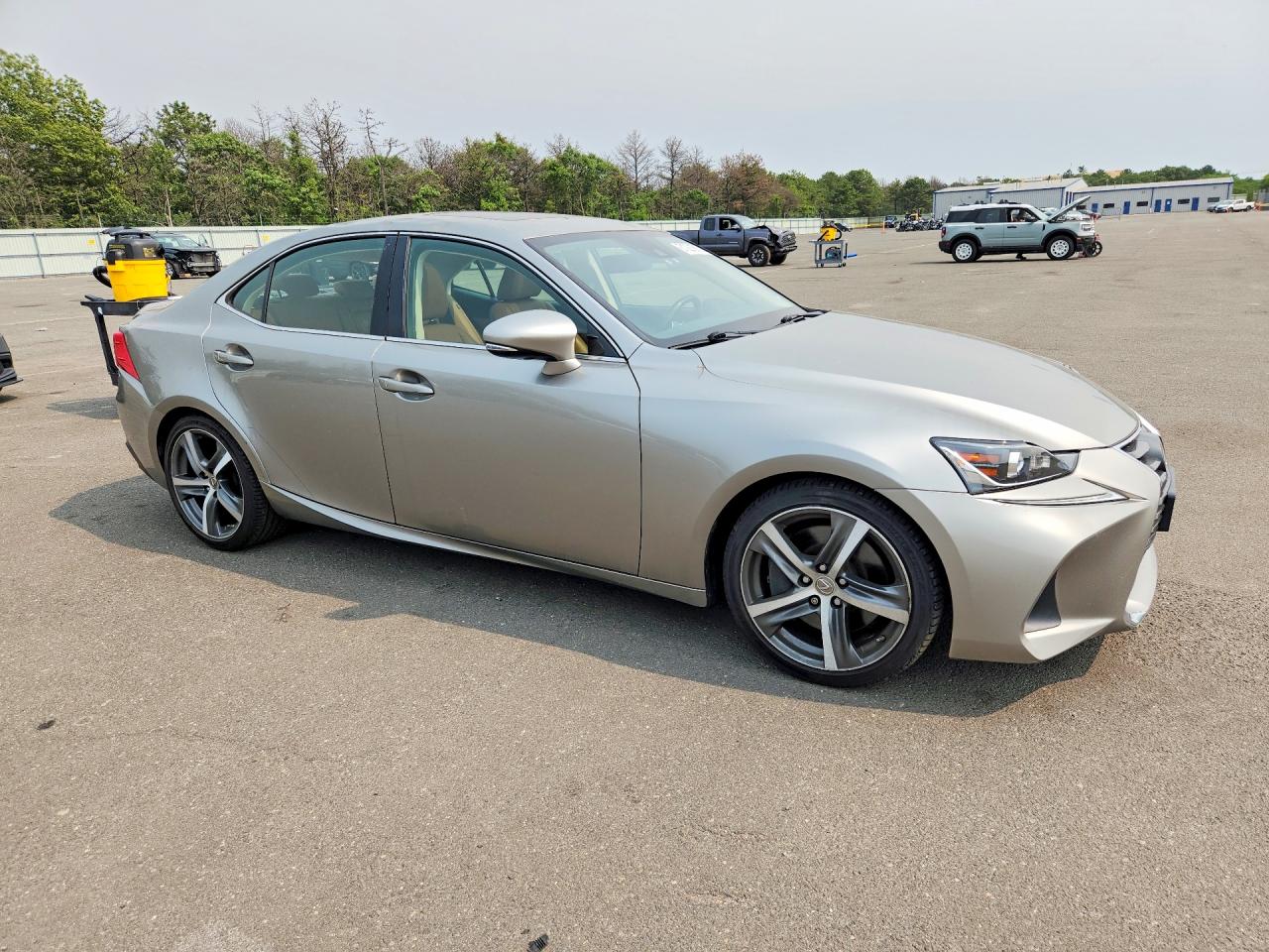 2018 LEXUS IS 300 — снимка 4