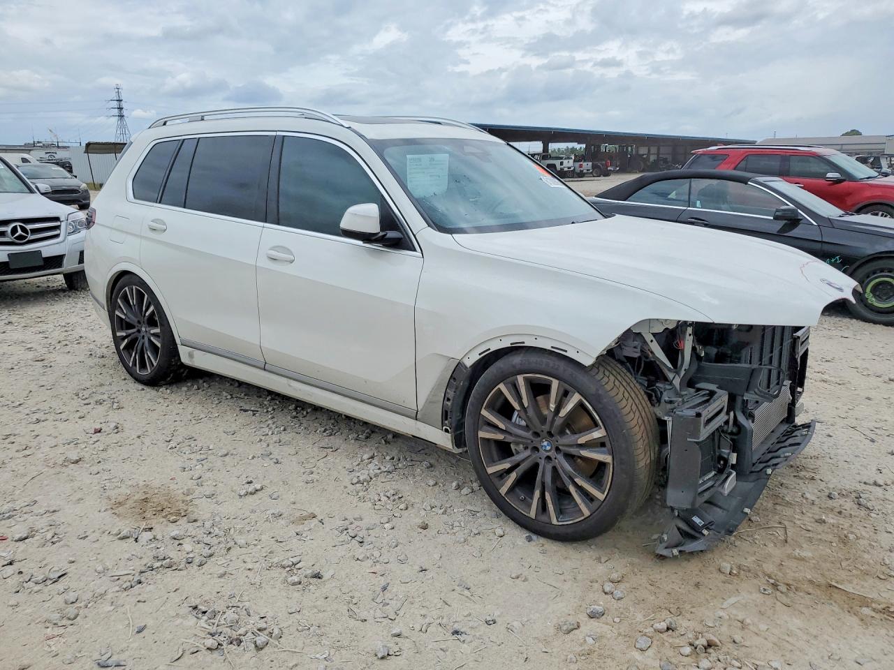 2025 BMW X7 XDRIVE40I — снимка 4