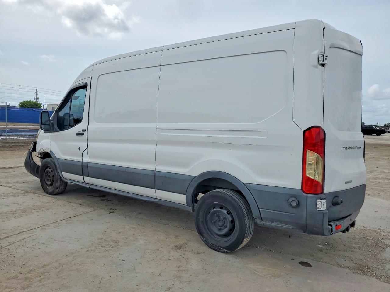 2015 FORD TRANSIT T-250 — снимка 2