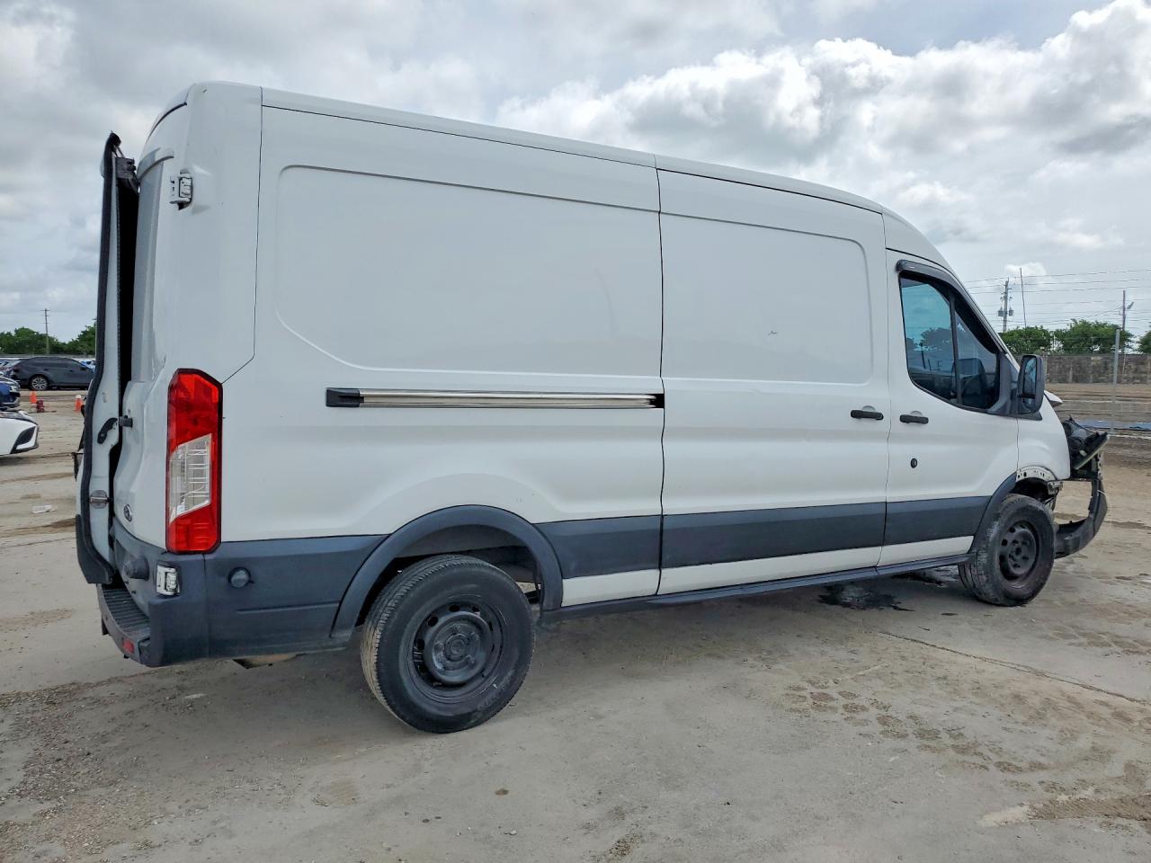 2015 FORD TRANSIT T-250 — снимка 3