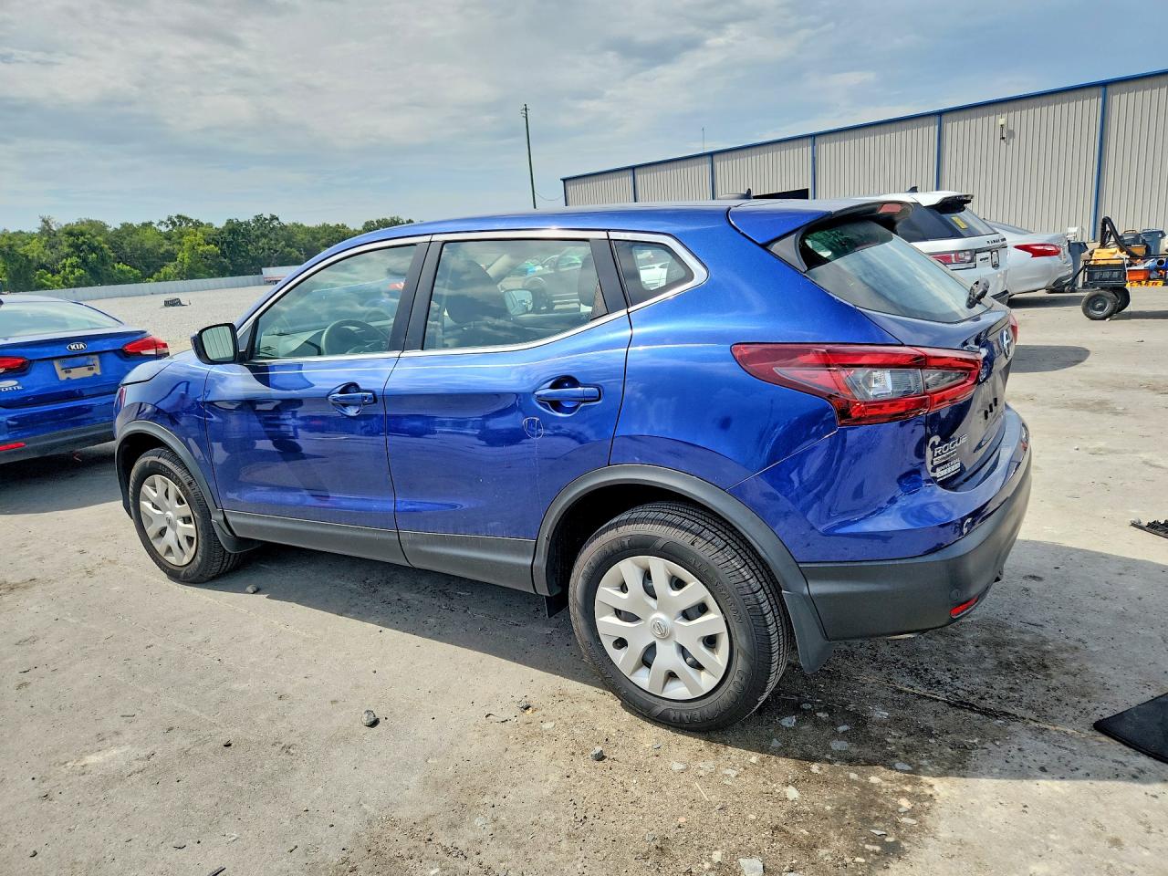 2020 NISSAN ROGUE SPORT S — снимка 2