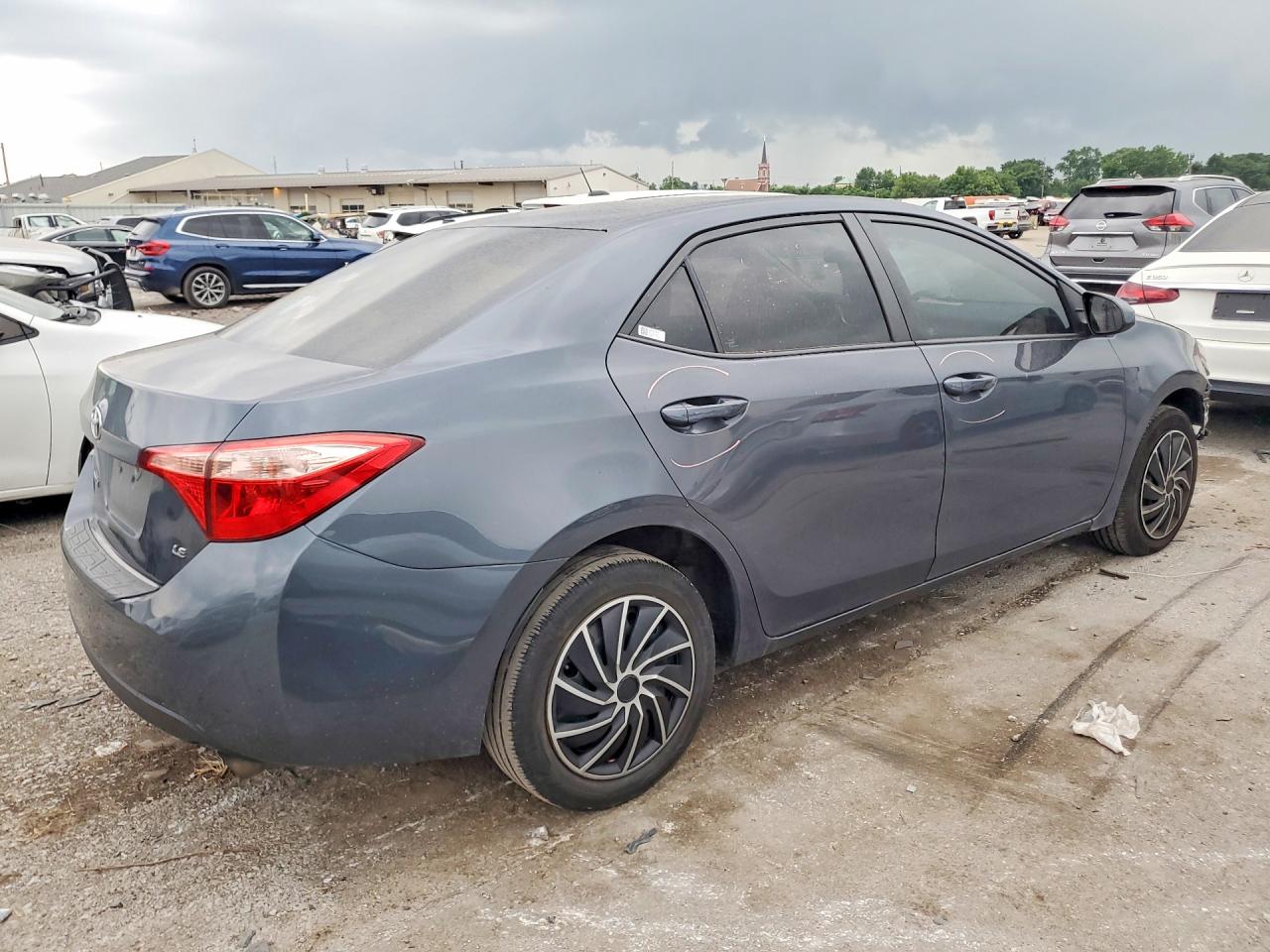 2019 TOYOTA COROLLA LE — снимка 3