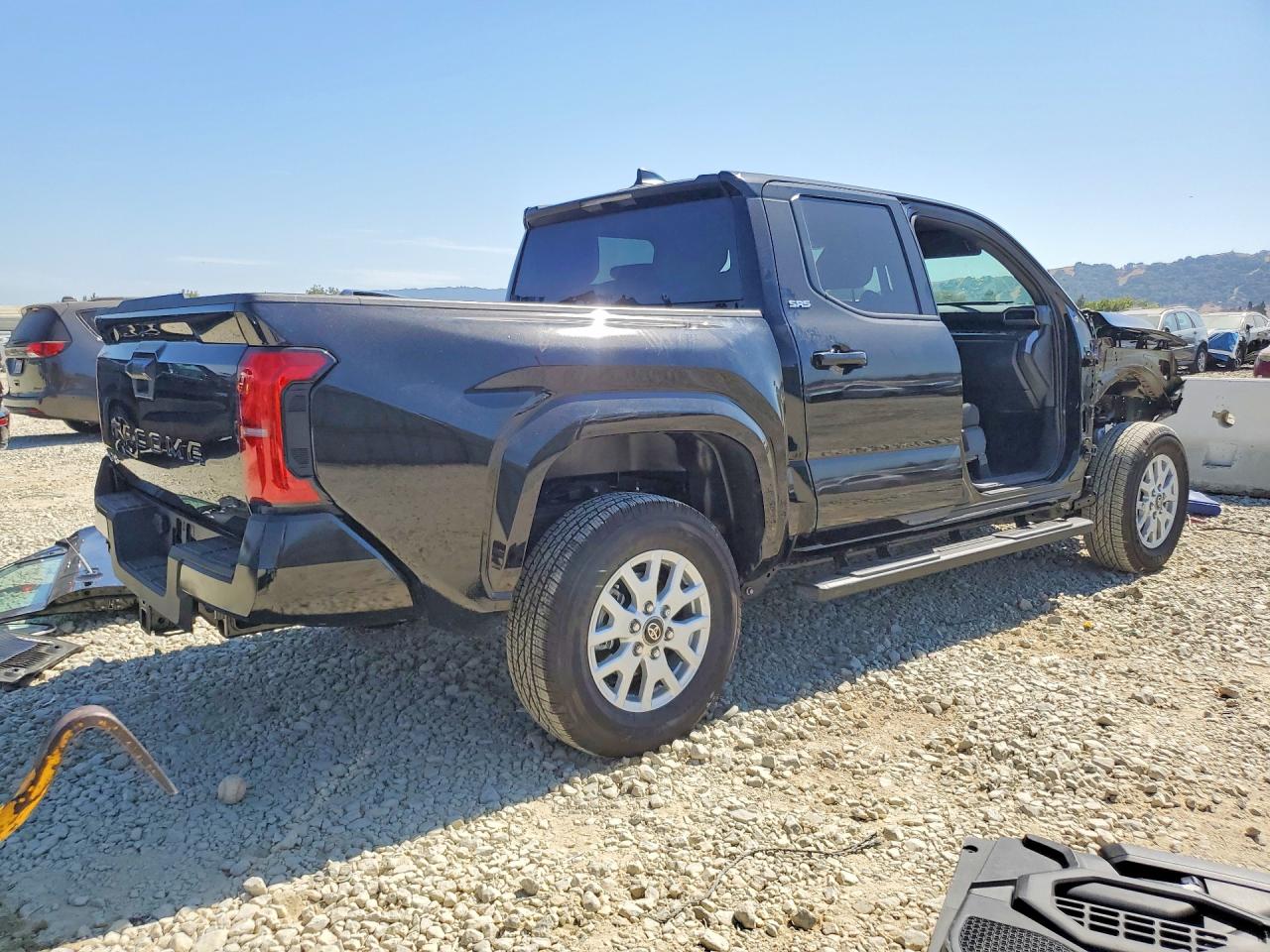 2026 TOYOTA TACOMA SR5 — снимка 3