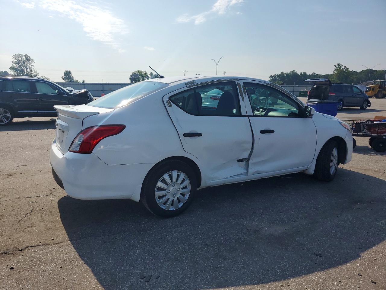 2017 NISSAN VERSA 1.6 S PLUS — снимка 3
