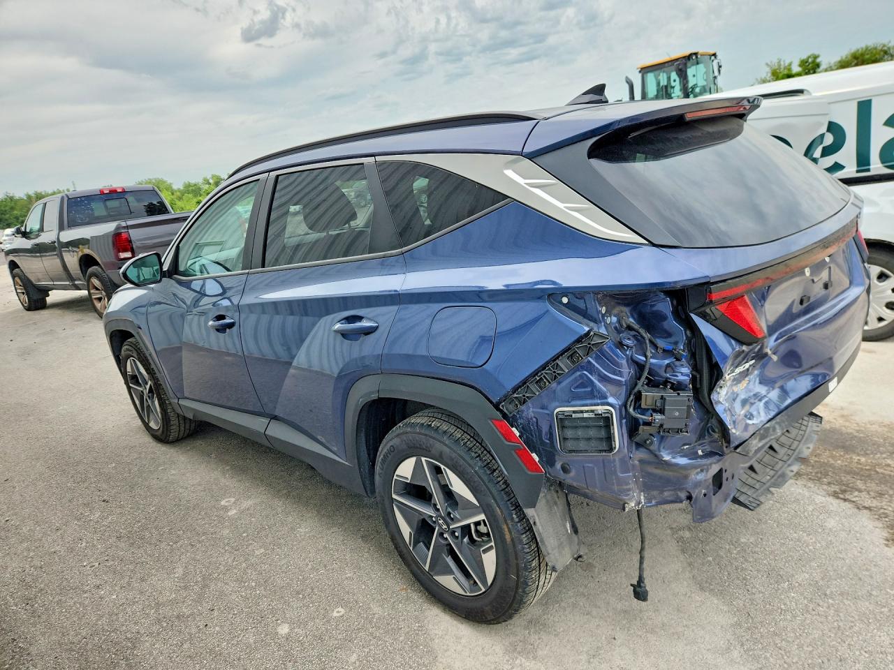 2026 HYUNDAI TUCSON SEL — снимка 2