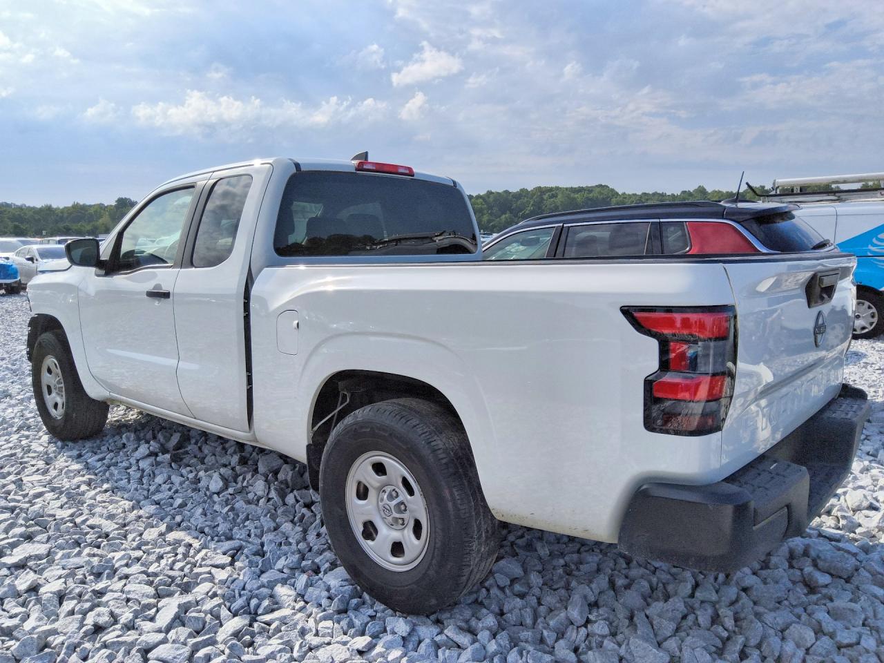 2023 NISSAN FRONTIER S — снимка 2