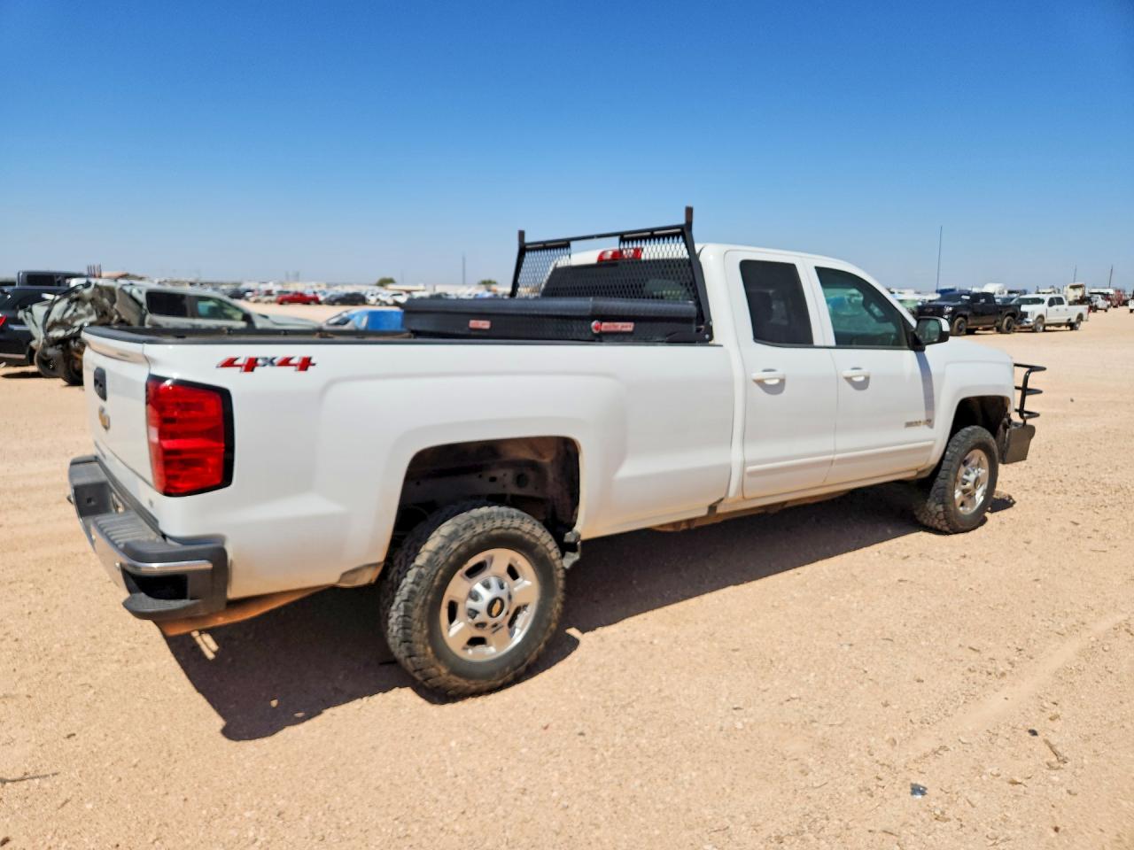 2015 CHEVROLET SILVERADO K2500 HEAVY DUTY LT — снимка 3