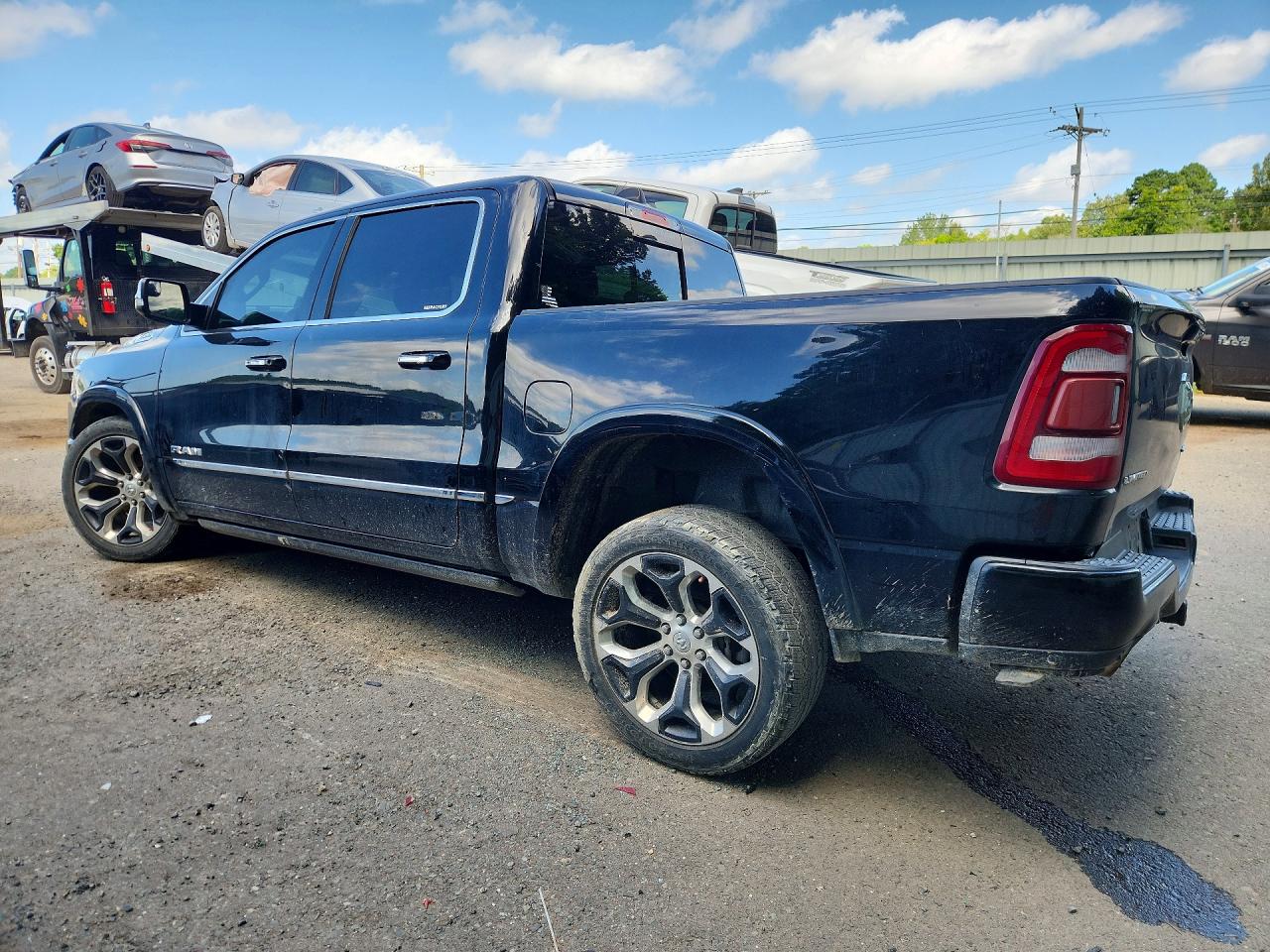 2020 RAM 1500 LIMITED — снимка 2