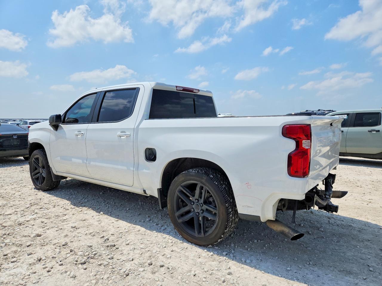 2020 CHEVROLET SILVERADO C1500 RST — снимка 2