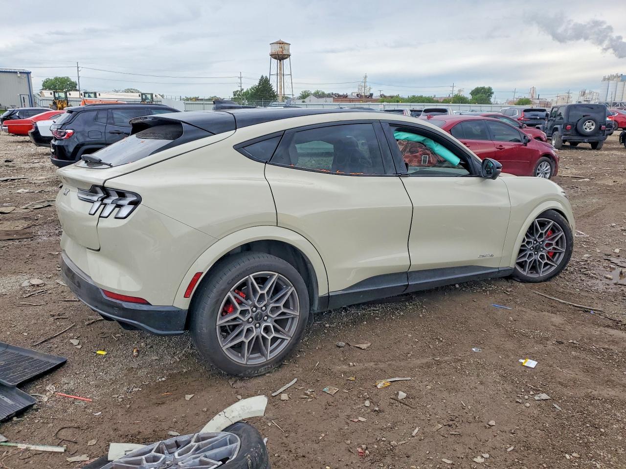 2025 FORD MUSTANG MACH-E GT — снимка 3