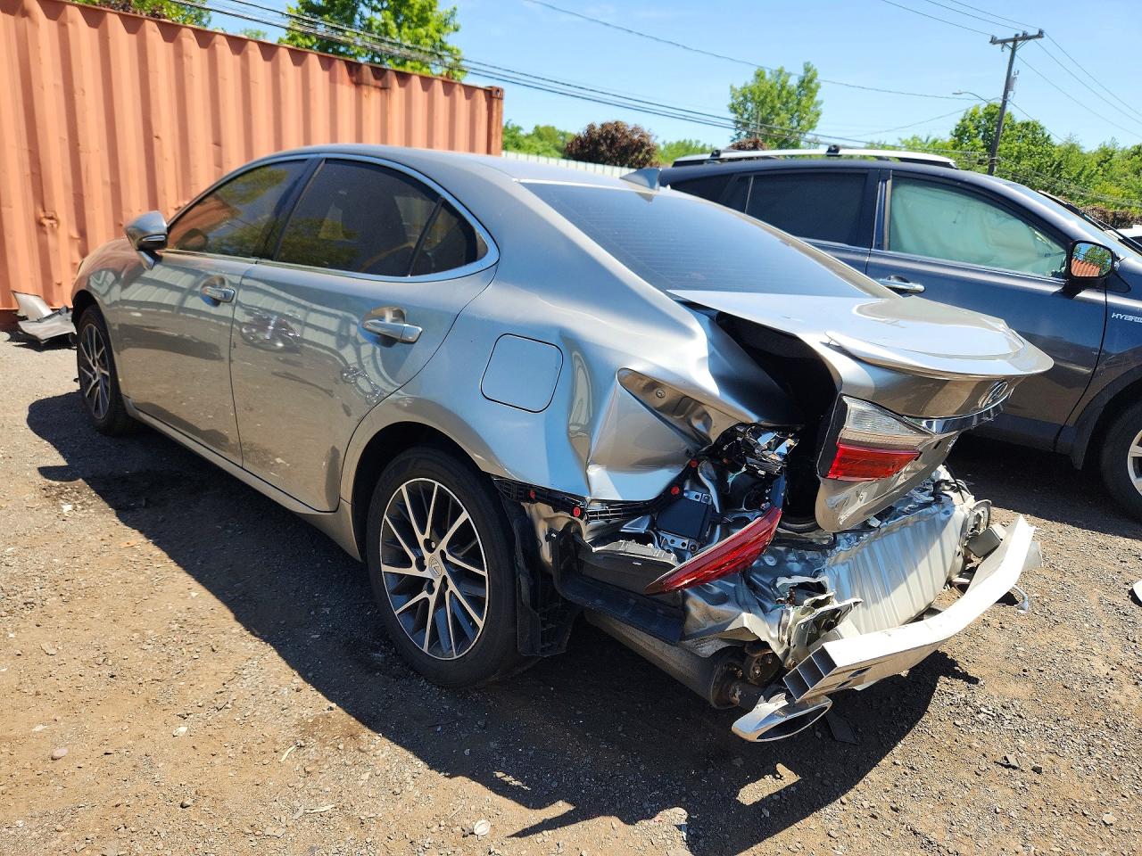 2016 LEXUS ES 350 — снимка 2