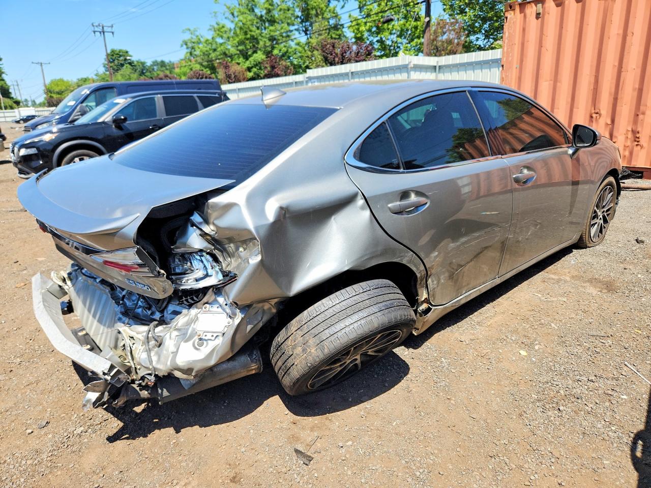 2016 LEXUS ES 350 — снимка 3